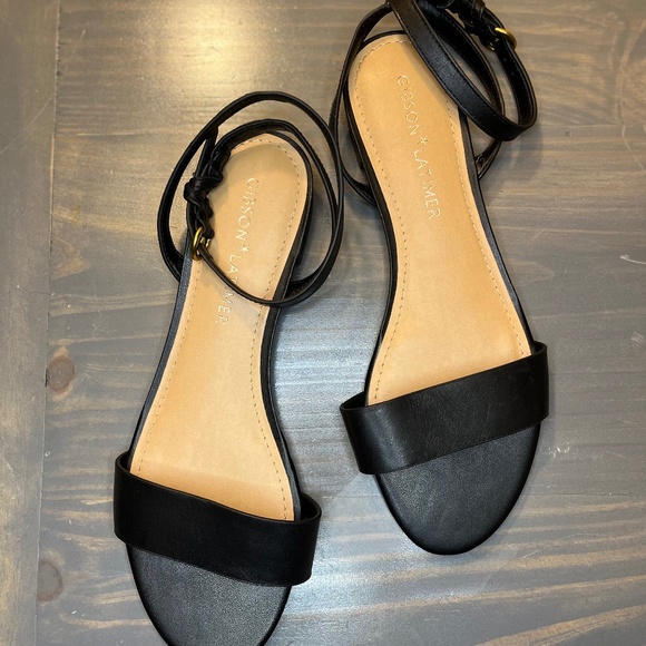 Gibson Latimer Shoes - Gibson Latimer Women's Strappy Flat Sandal